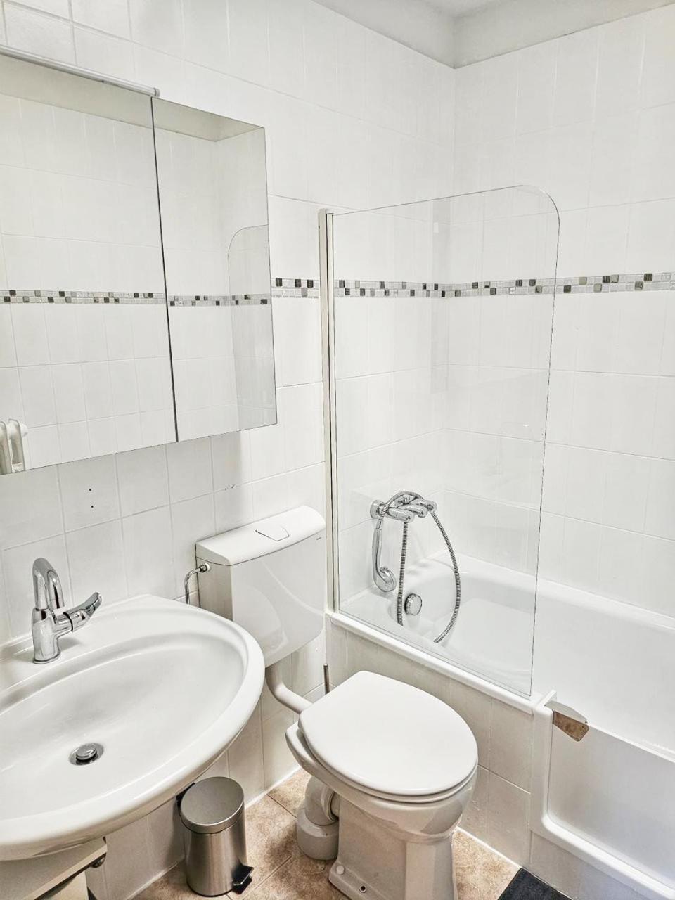 3 Zimmer Apartment Mit Balkon Wuppertal Esterno foto
